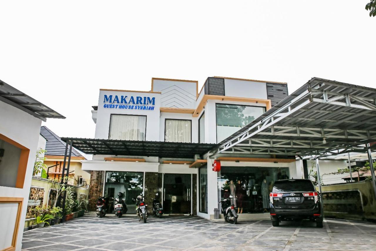 Oyo 90221 Makarim Guest House Syariah Pangkalanbuun Eksteriør billede