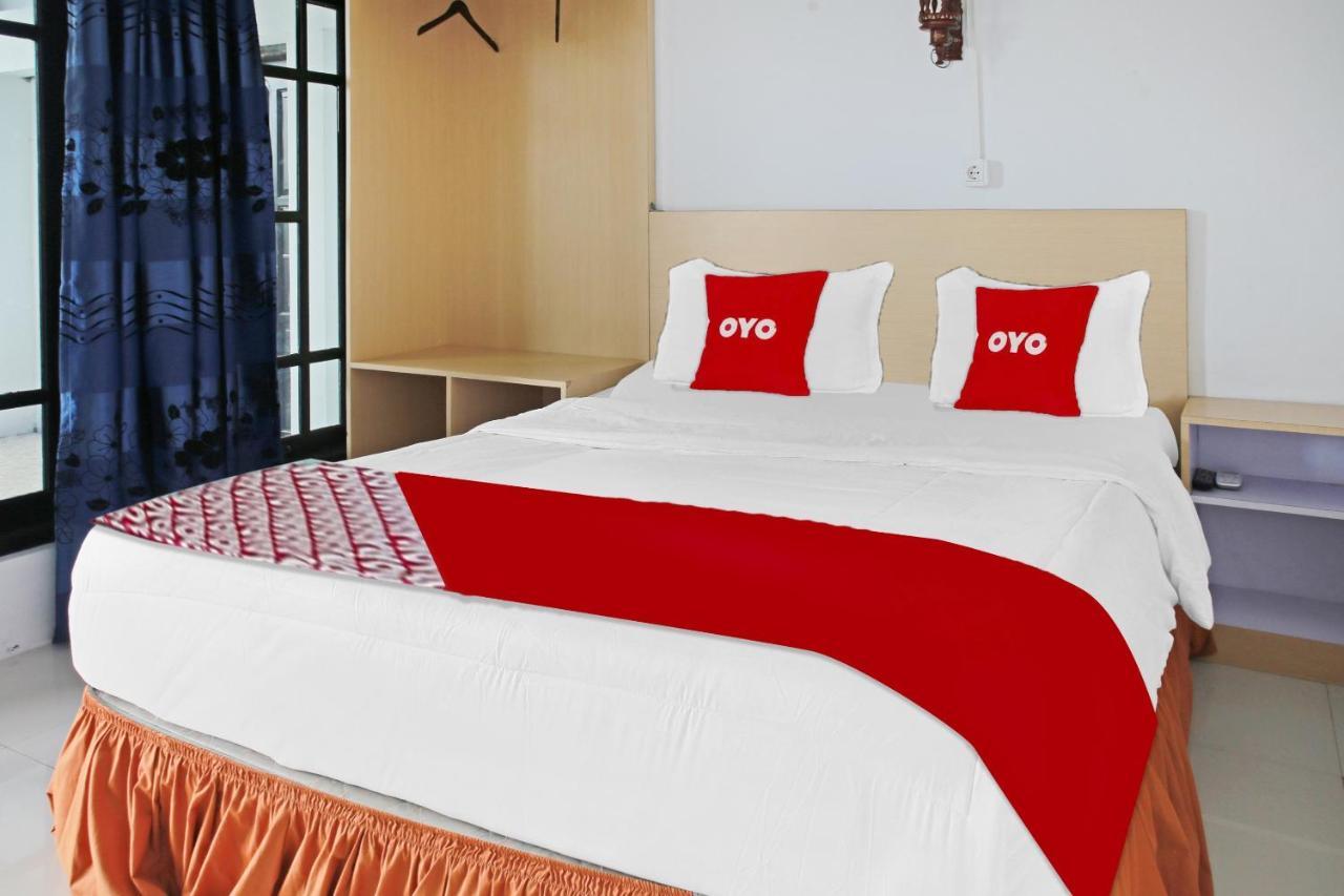 Oyo 90221 Makarim Guest House Syariah Pangkalanbuun Eksteriør billede
